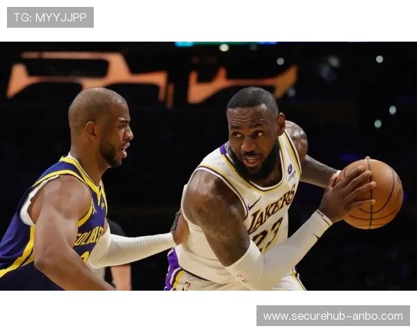 湖人逆转勇士夺关键胜利 詹姆斯表现惊艳引热议