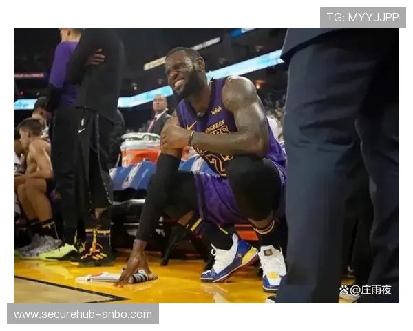 湖人队重磅消息：詹姆斯伤情更新 球队新赛季阵容曝光